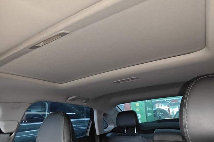 Used Geely Auto Emgrand 2022 4th Generation 1.5L CVT Luxury Model Headliner