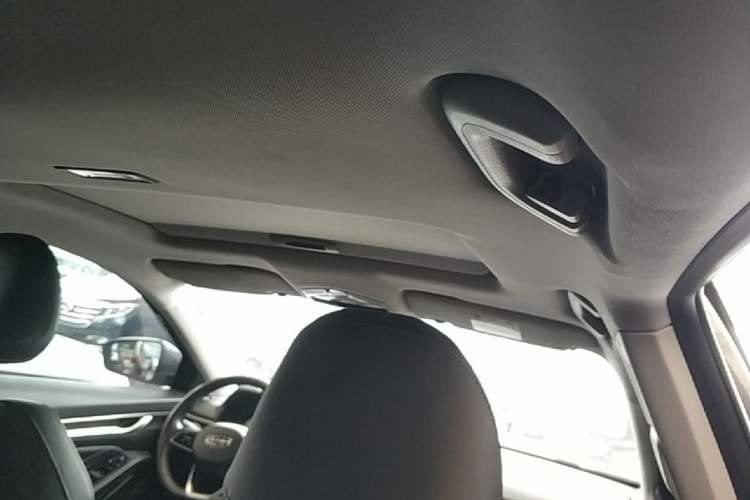 Used Geely Auto Emgrand 2022 4th Generation 1.5L CVT Luxury Model Headliner