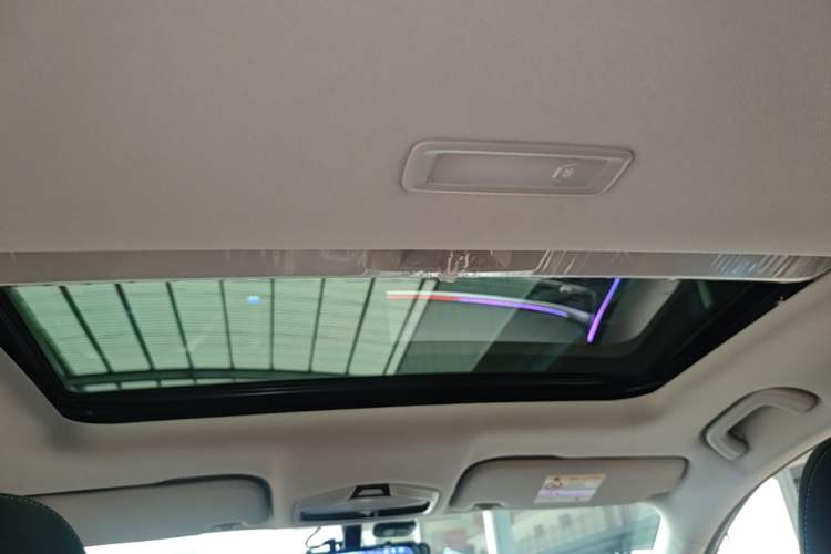Used Geely Auto Emgrand 2022 4th Generation 1.5L CVT Luxury Model Headliner