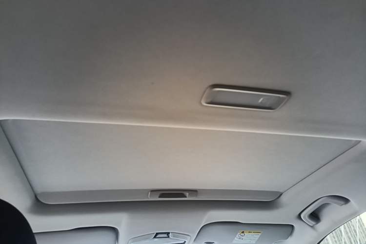 Used Geely Auto Emgrand 2022 4th Generation 1.5L CVT Luxury Model Headliner