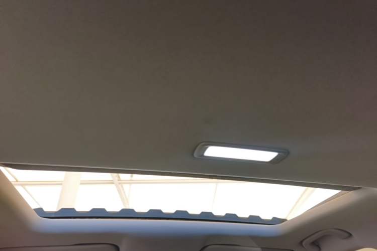 Used Geely Auto Emgrand 2022 4th Generation 1.5L CVT Luxury Model Headliner