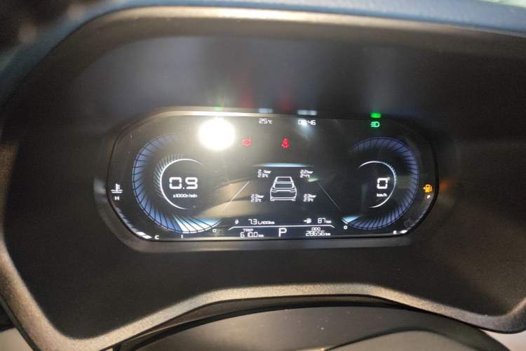 Used Geely Auto Emgrand 2022 4th Generation 1.5L CVT Flagship Model Instrument Cluster