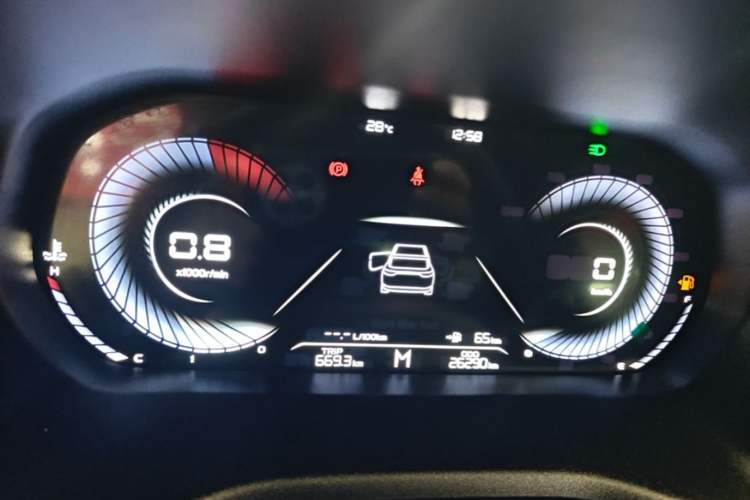 Used Geely Auto Emgrand 2022 4th Generation 1.5L Manual Elite Model Instrument Cluster