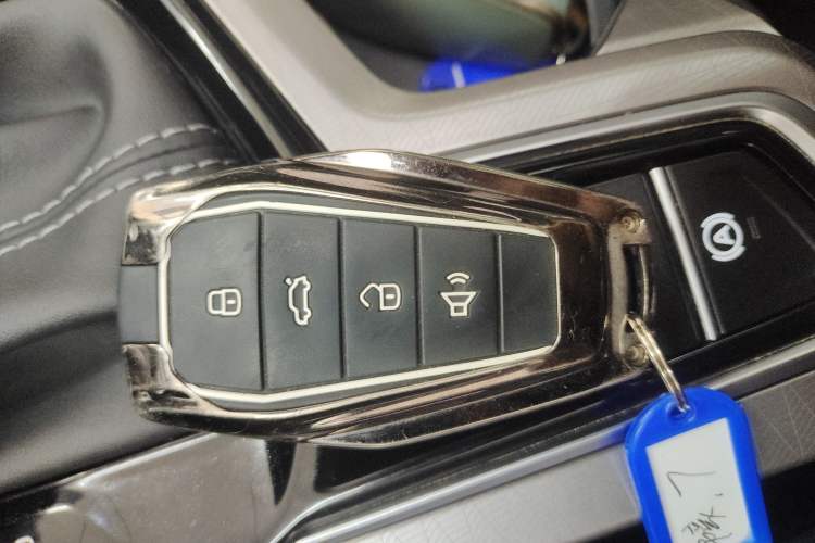 Used Geely Auto Emgrand 2022 4th Generation 1.5L CVT Luxury Model Interior 1