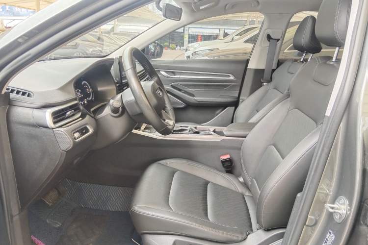 Used Geely Auto Emgrand 2022 4th Generation 1.5L CVT Luxury Model Interior 1