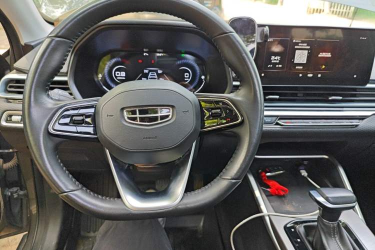 Used Geely Auto Emgrand 2022 4th Generation 1.5L CVT Luxury Model Interior 2