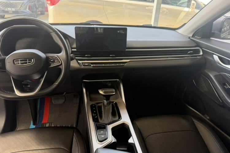 Used Geely Auto Emgrand 2022 4th Generation 1.5L CVT Luxury Model Interior 2