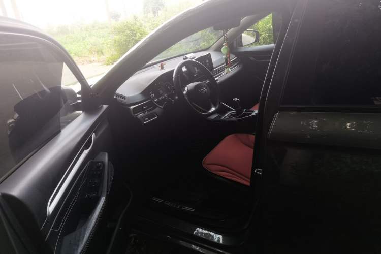 Used Geely Auto Emgrand 2022 4th Generation 1.5L Manual Elite Model Interior 3