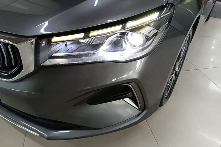 Used Geely Auto Emgrand 2022 4th Generation 1.5L CVT Luxury Model Left Front Headlight