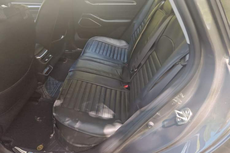 Used Geely Auto Emgrand 2022 4th Generation 1.5L CVT Luxury Model Left Rear Seat