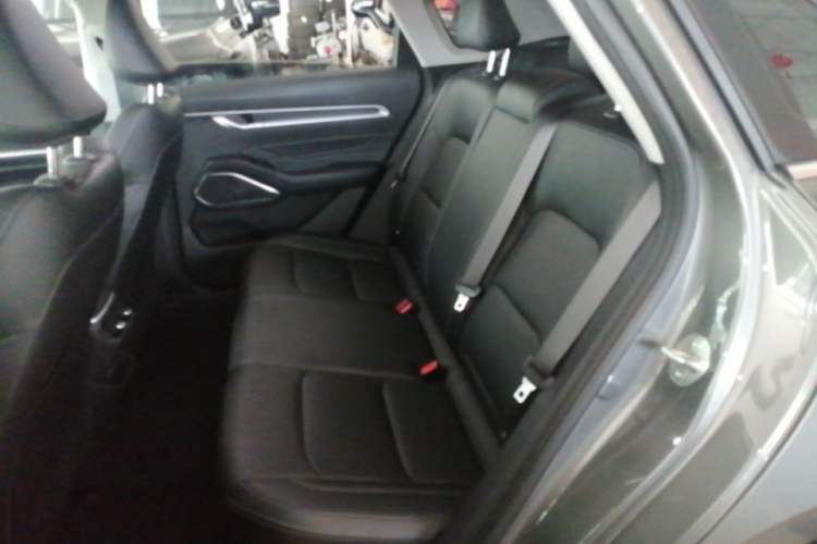 Used Geely Auto Emgrand 2022 4th Generation 1.5L CVT Luxury Model Left Rear Seat