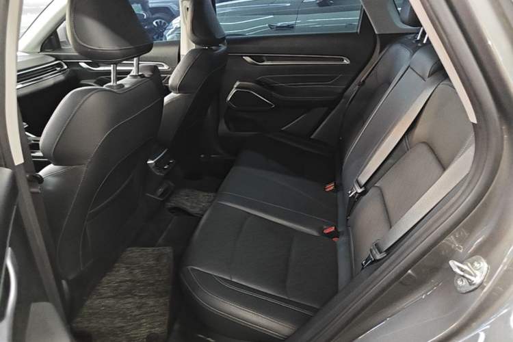 Used Geely Auto Emgrand 2022 4th Generation 1.5L CVT Luxury Model Left Rear Seat