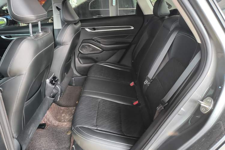 Used Geely Auto Emgrand 2022 4th Generation 1.5L CVT Luxury Model Left Rear Seat