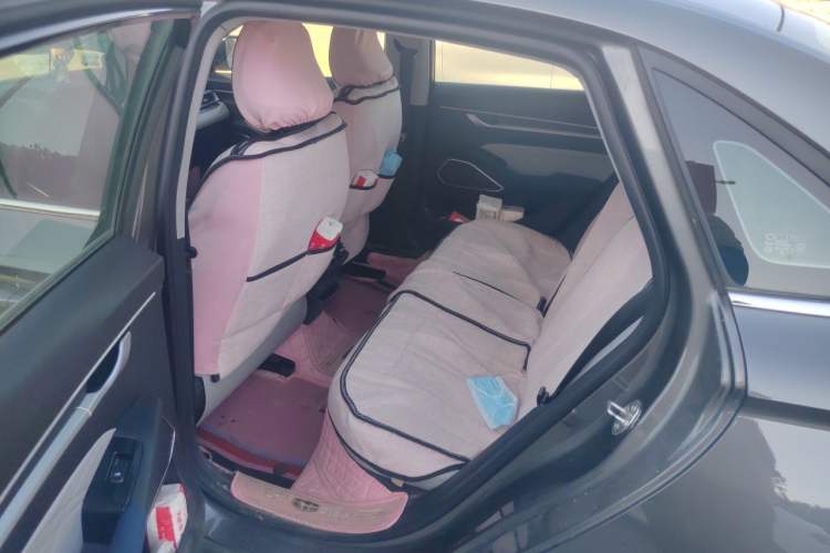 Used Geely Auto Emgrand 2022 4th Generation 1.5L CVT Flagship Model Left Rear Seat