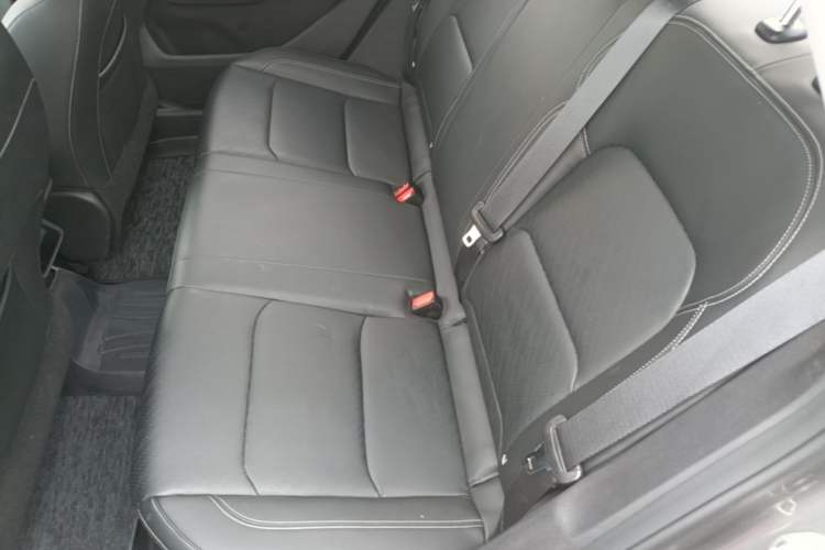 Used Geely Auto Emgrand 2022 4th Generation 1.5L CVT Asian Games Edition Left Rear Seat