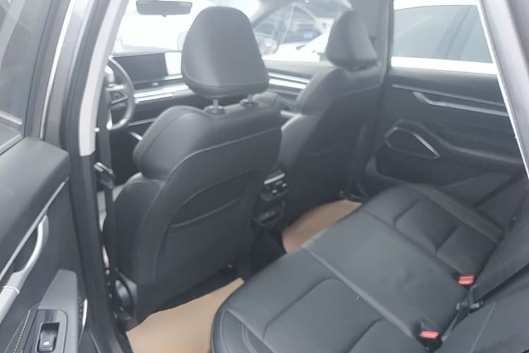 Used Geely Auto Emgrand 2022 4th Generation 1.5L CVT Luxury Model Left Rear Seat