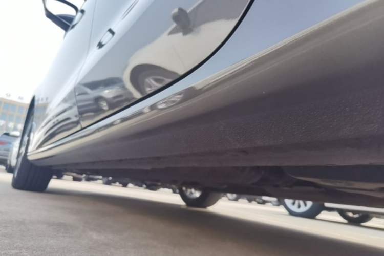 Used Geely Auto Emgrand 2022 4th Generation 1.5L CVT Elite Model Left Side Sill
