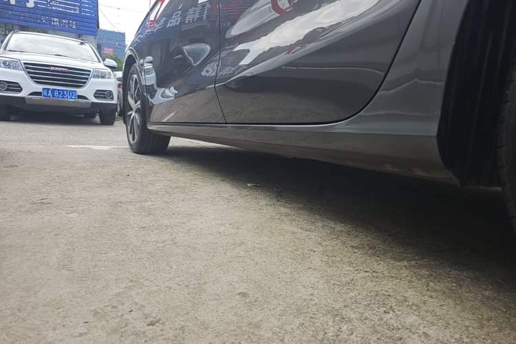 Used Geely Auto Emgrand 2022 4th Generation 1.5L CVT Luxury Model Left Side Sill