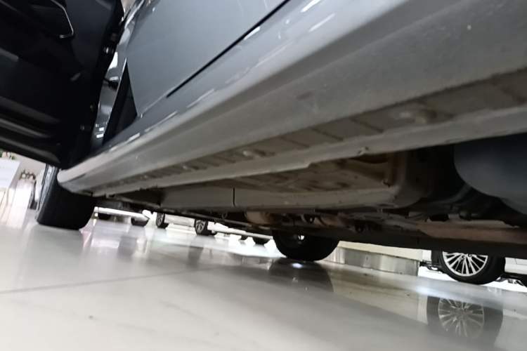 Used Geely Auto Emgrand 2022 4th Generation 1.5L CVT Luxury Model Left Side Sill