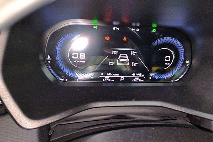 Used Geely Auto Emgrand 2022 4th Generation 1.5L CVT Luxury Model Odometer Close Up