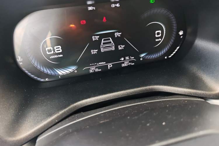Used Geely Auto Emgrand 2022 4th Generation 1.5L CVT Flagship Model Odometer Close Up