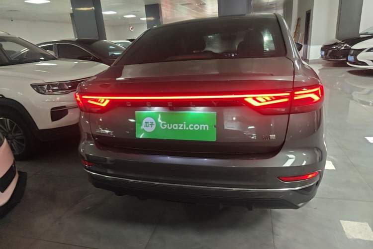 Used Geely Auto Emgrand 2022 4th Generation 1.5L CVT Flagship Model Rear