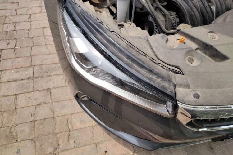 Used Geely Auto Emgrand 2022 4th Generation 1.5L CVT Flagship Model Right Front Headlight