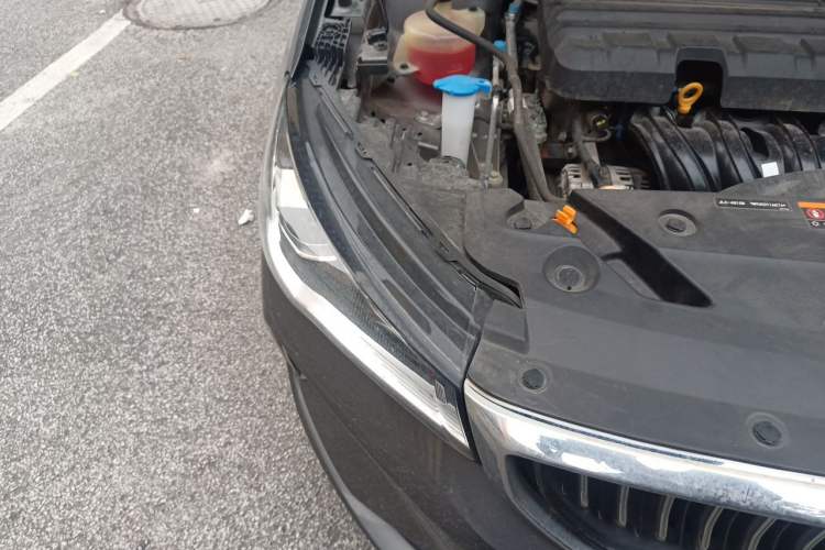 Used Geely Auto Emgrand 2022 4th Generation 1.5L CVT Flagship Model Right Front Headlight
