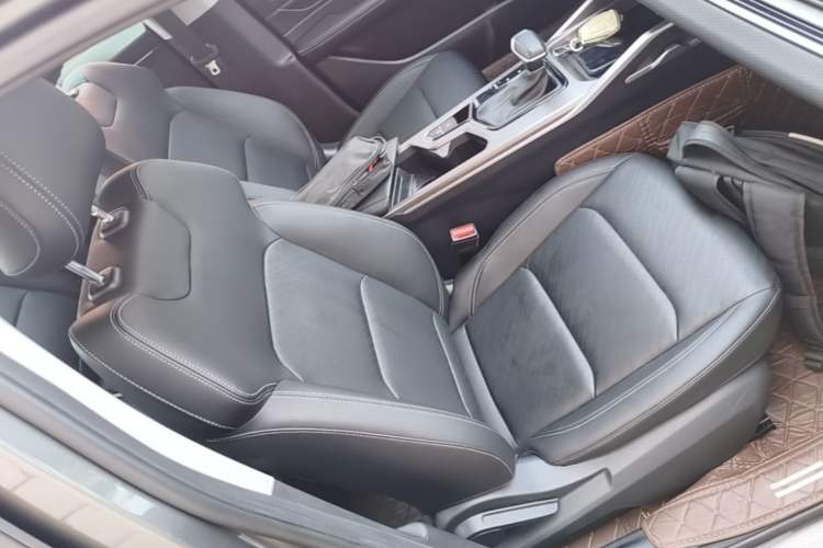 Used Geely Auto Emgrand 2022 4th Generation 1.5L CVT Luxury Model Right Front Seat
