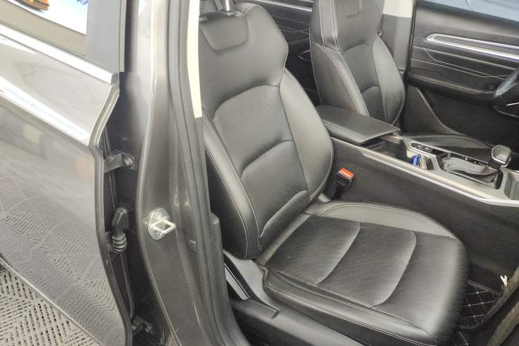 Used Geely Auto Emgrand 2022 4th Generation 1.5L CVT Luxury Model Right Front Seat