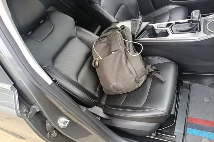 Used Geely Auto Emgrand 2022 4th Generation 1.5L CVT Luxury Model Right Front Seat