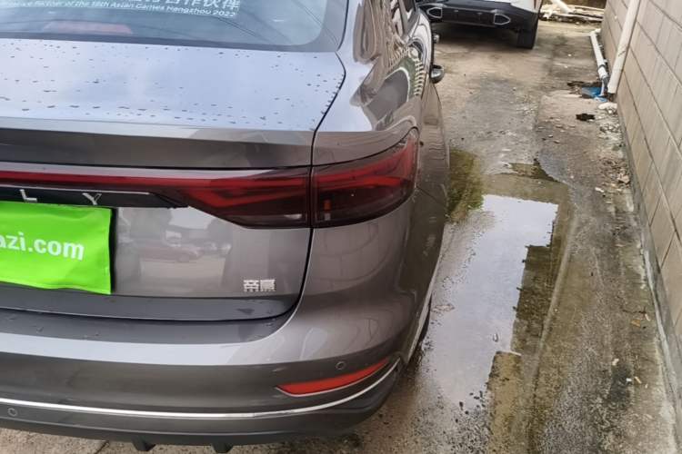 Used Geely Auto Emgrand 2022 4th Generation 1.5L CVT Luxury Model Right Rear Taillight