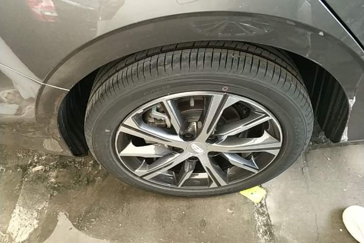 Used Geely Auto Emgrand 2022 4th Generation 1.5L CVT Luxury Model Right Rear Wheel Hub