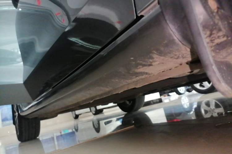 Used Geely Auto Emgrand 2022 4th Generation 1.5L CVT Luxury Model Right Side Sill