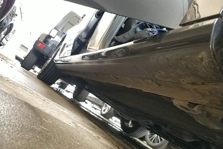 Used Geely Auto Emgrand 2022 4th Generation 1.5L CVT Luxury Model Right Side Sill
