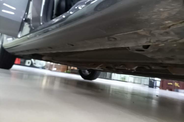 Used Geely Auto Emgrand 2022 4th Generation 1.5L CVT Luxury Model Right Side Sill