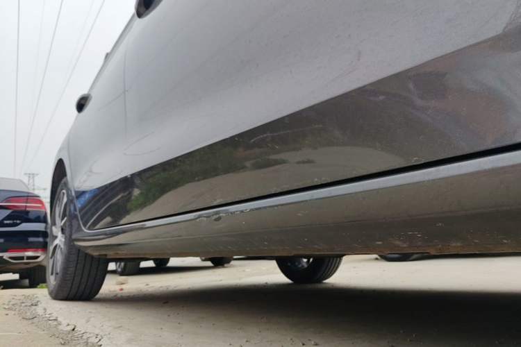 Used Geely Auto Emgrand 2022 4th Generation 1.5L CVT Luxury Model Right Side Sill