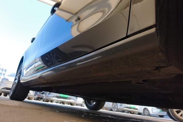 Used Geely Auto Emgrand 2022 4th Generation 1.5L CVT Luxury Model Right Side Sill
