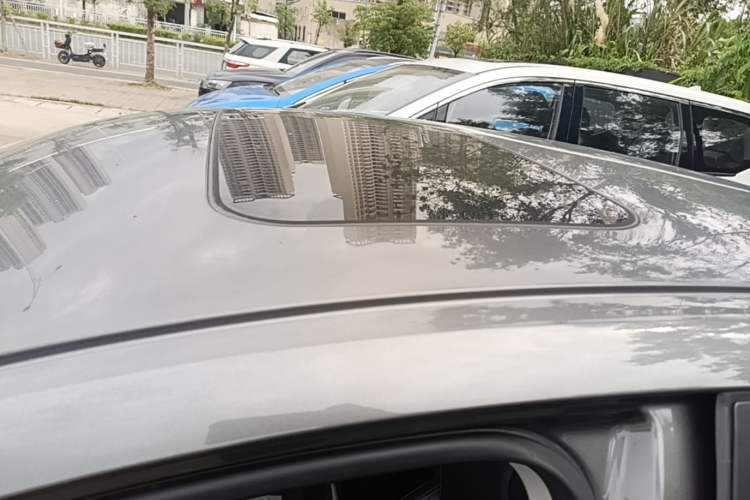 Used Geely Auto Emgrand 2022 4th Generation 1.5L CVT Luxury Model Roof