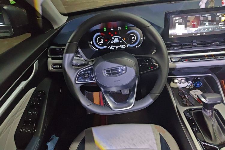 Used Geely Auto Emgrand 2022 4th Generation 1.5L CVT Flagship Model Steering Wheel