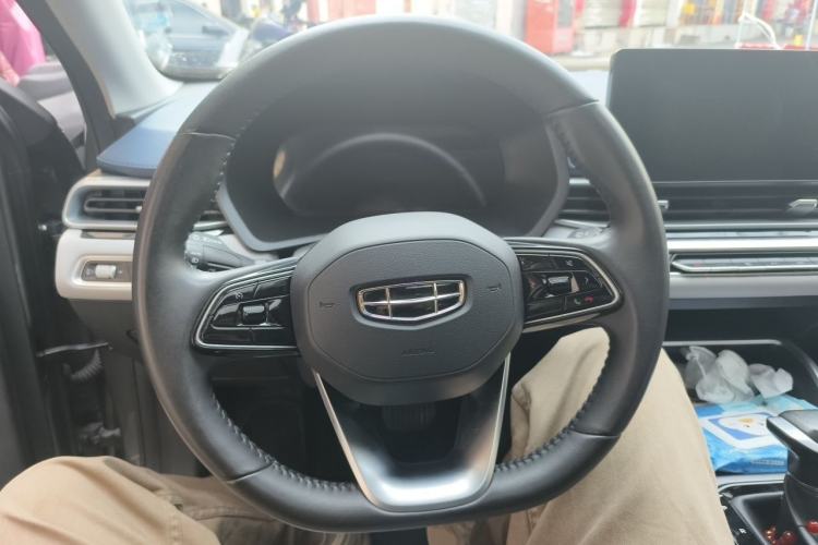 Used Geely Auto Emgrand 2022 4th Generation 1.5L CVT Flagship Model Steering Wheel
