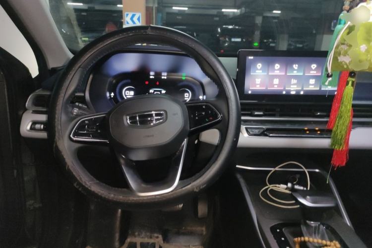 Used Geely Auto Emgrand 2022 4th Generation 1.5L CVT Flagship Model Steering Wheel