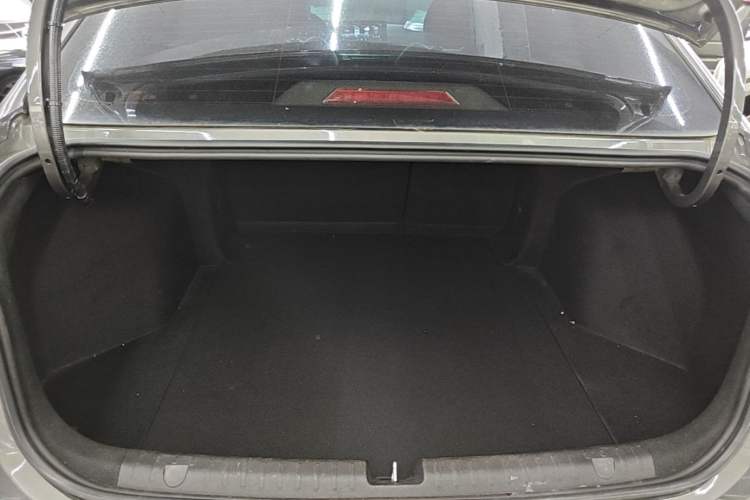 Used Geely Auto Emgrand 2022 4th Generation 1.5L CVT Luxury Model Trunk