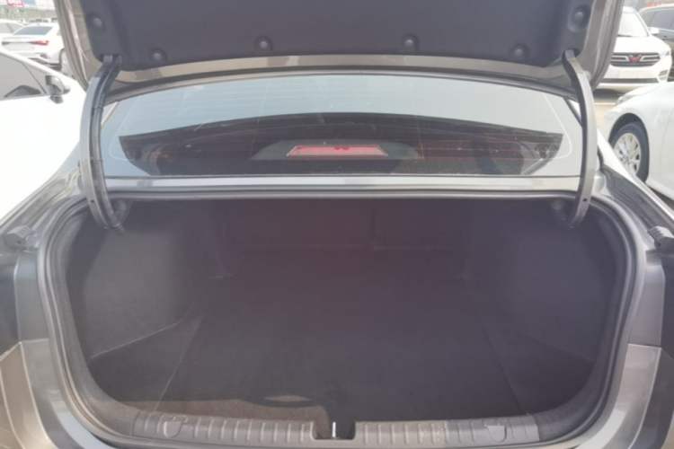 Used Geely Auto Emgrand 2022 4th Generation 1.5L CVT Elite Model Trunk