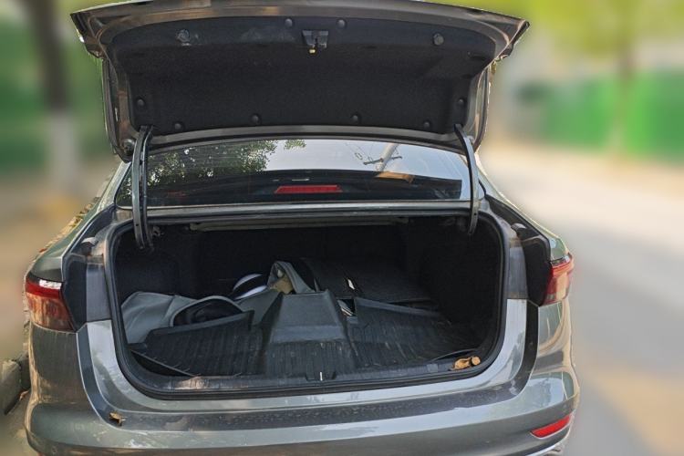 Used Geely Auto Emgrand 2022 4th Generation 1.5L CVT Luxury Model Trunk