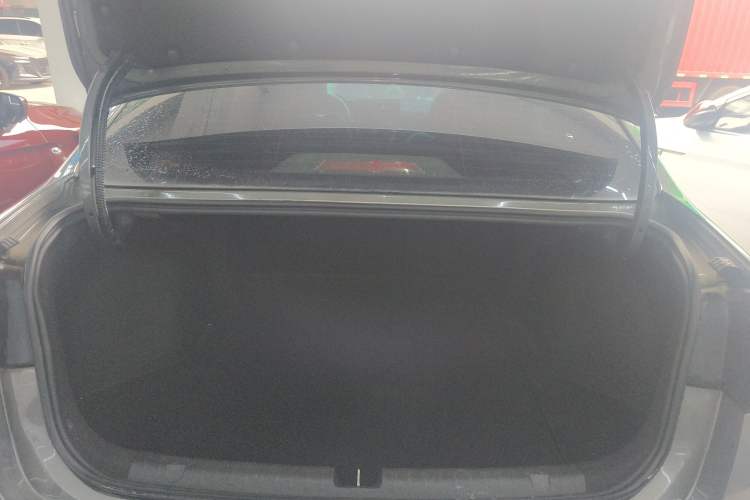 Used Geely Auto Emgrand 2022 4th Generation 1.5L CVT Luxury Model Trunk