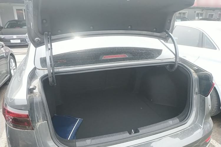 Used Geely Auto Emgrand 2022 4th Generation 1.5L CVT Luxury Model Trunk