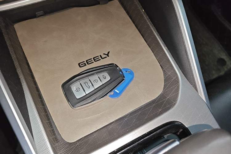 Used Geely Auto Emgrand 2022 4th Generation 1.5L CVT Luxury Model Vehicle Key