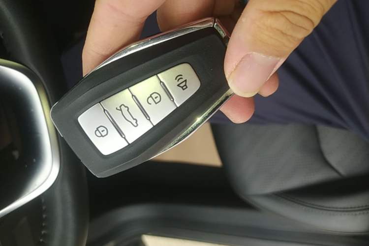 Used Geely Auto Emgrand 2022 4th Generation 1.5L CVT Elite Model Vehicle Key