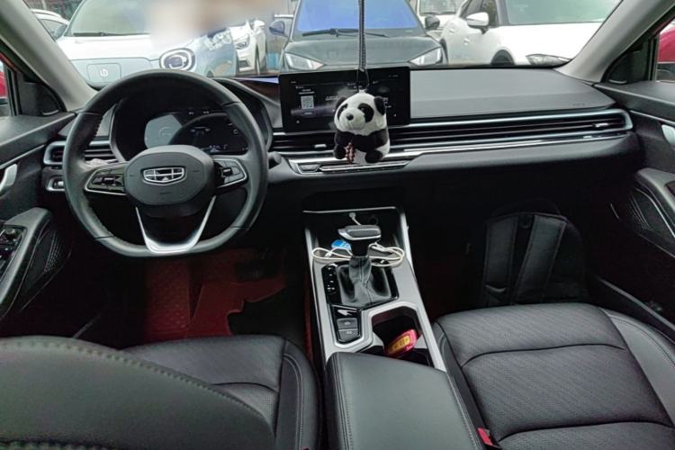 Used Geely Auto Emgrand 2022 4th Generation 1.5L CVT Luxury Model Center Console